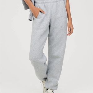 Aerie cloud jogger